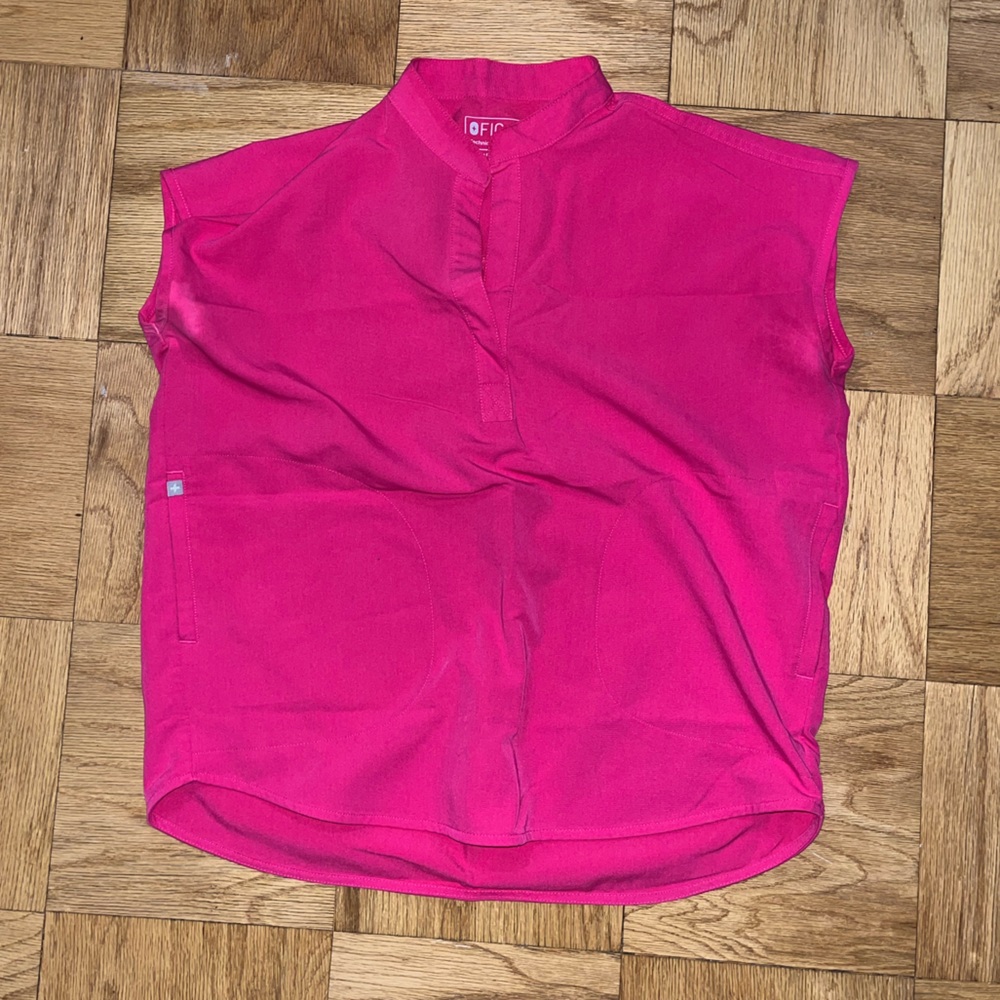 Rafaela Oversized Scrub Top